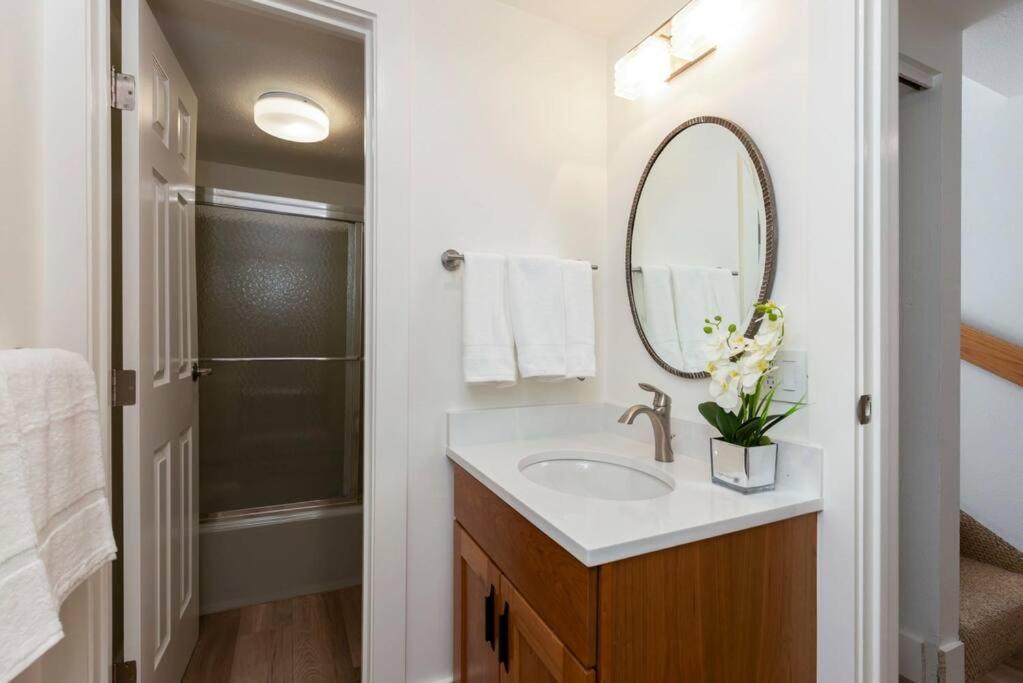 Updated 3 Bedroom 2 Ba With Pool & Hot Tub - Stunning Mountain Views! Snowmass Village Bagian luar foto